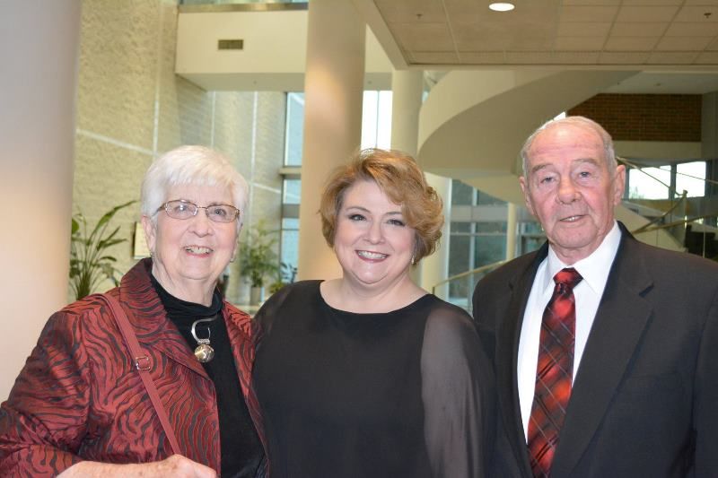 Elizabeth (Betsy) Bishop with her parents. — at GCS Hall of Fame Dinner.