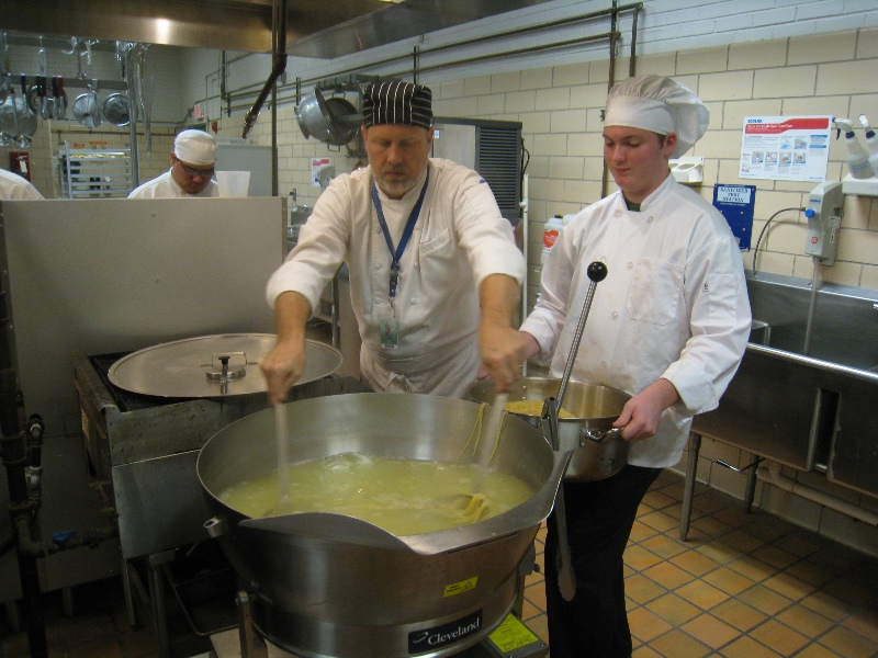 Bonds Career Center culinary students prepare casseroles for Greer Community Ministries’ Big Thursday event.  Photo 5